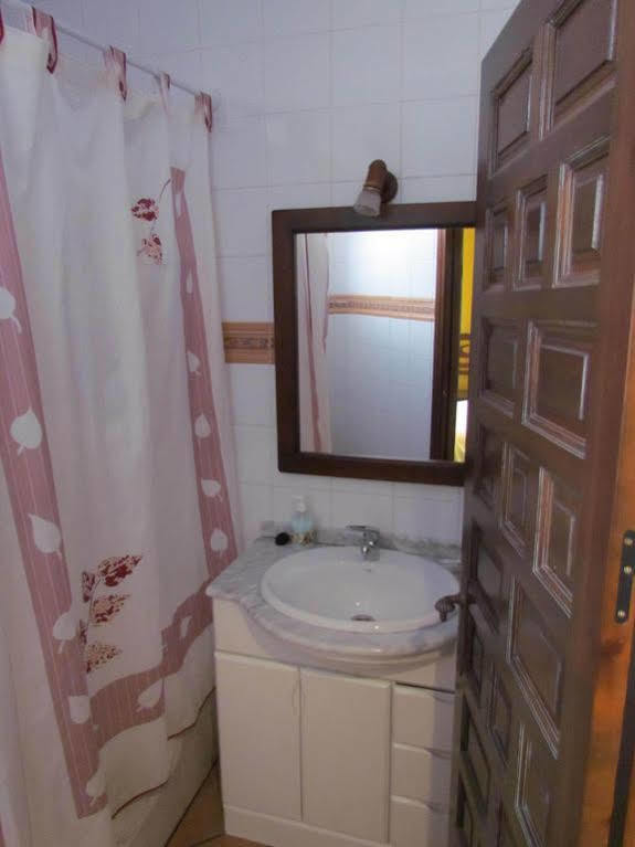 Hostal La Campana Τολέδο Εξωτερικό φωτογραφία